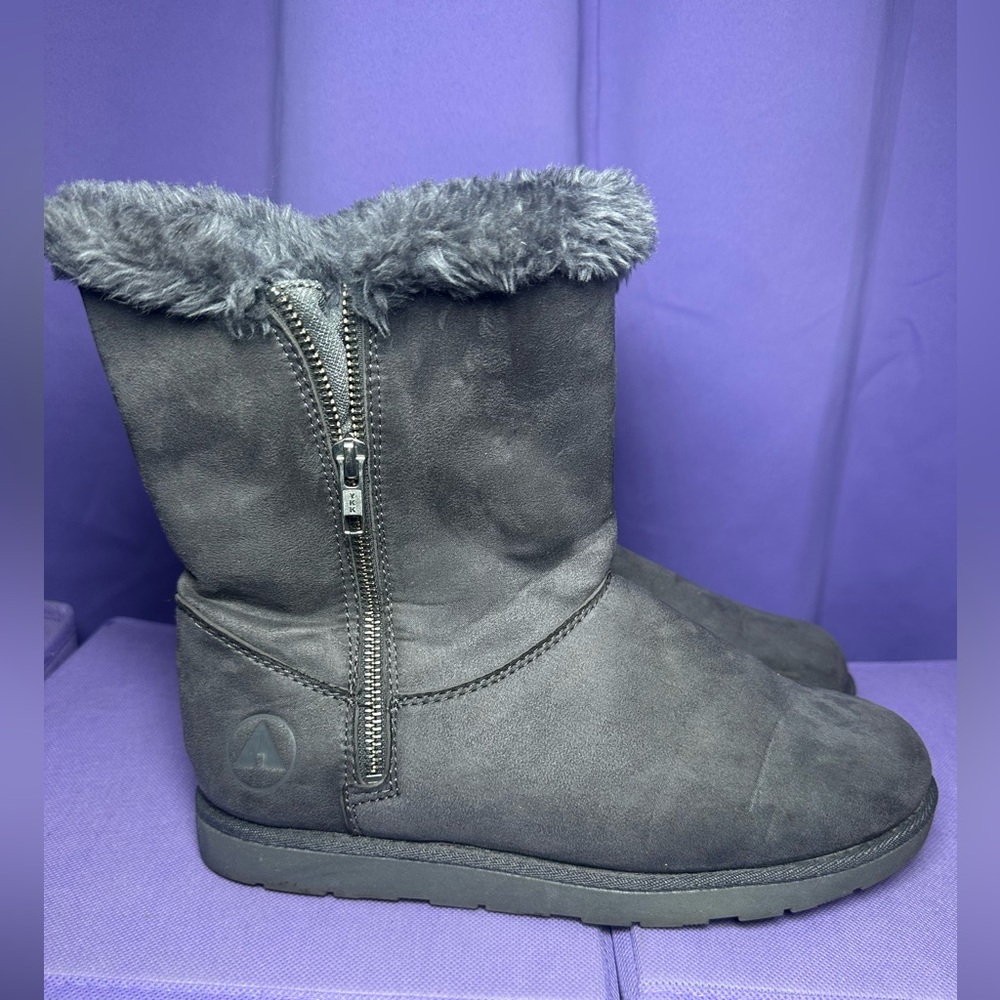 Airwalk Gray Faux Fur Lined Soft Boots Zip Up Calf Winter Booties Women’s 9M
